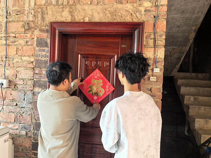 家访 (2)_副本.jpg 家访 (2)_副本.jpg